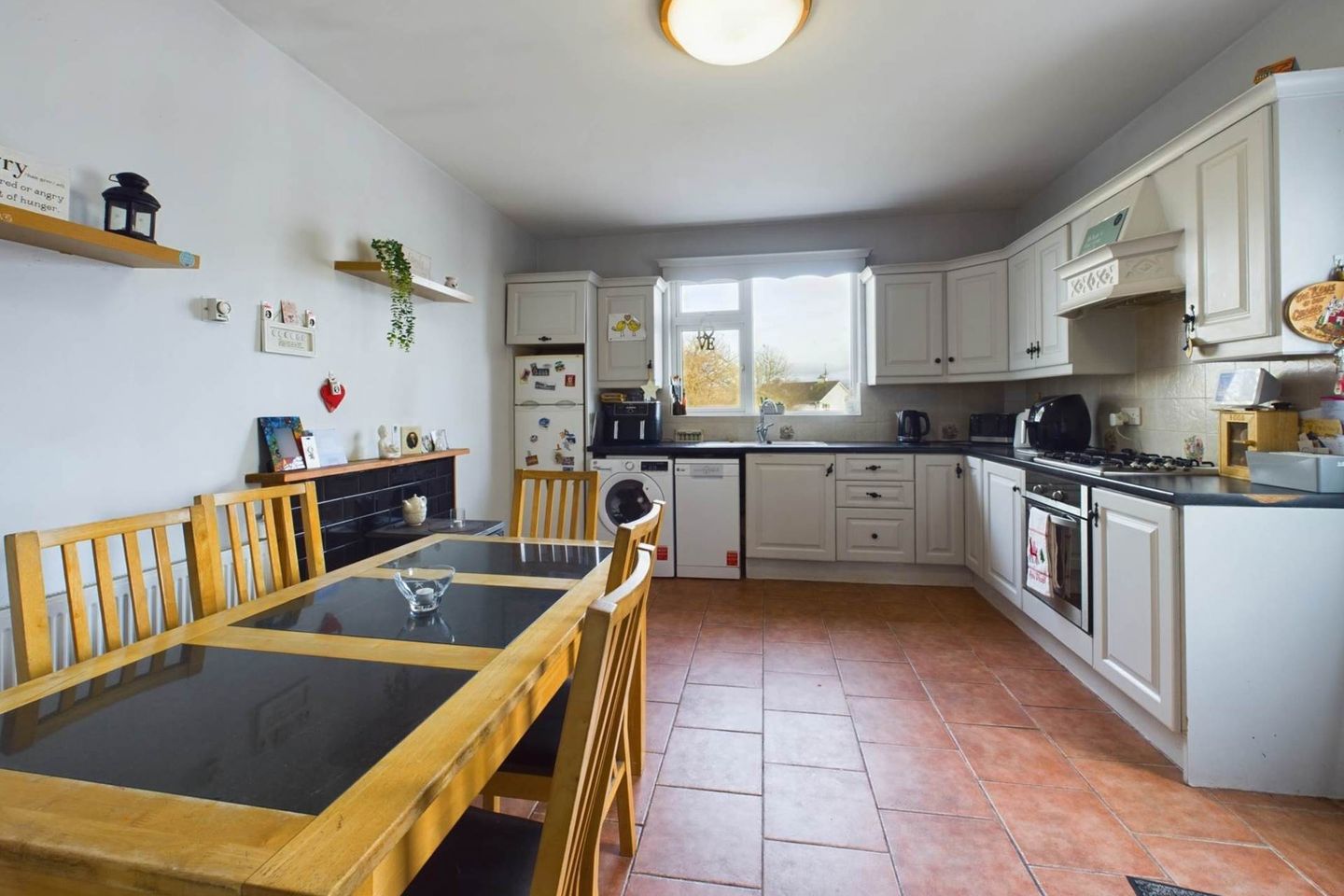 Knock, Lanesborough, Longford Town, Co. Longford, N39D3T9