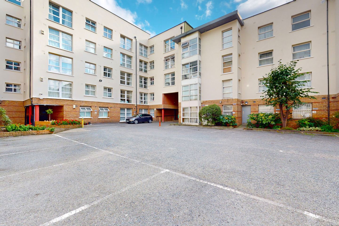 81 Gresham House, Dublin 1, D01EP89 4