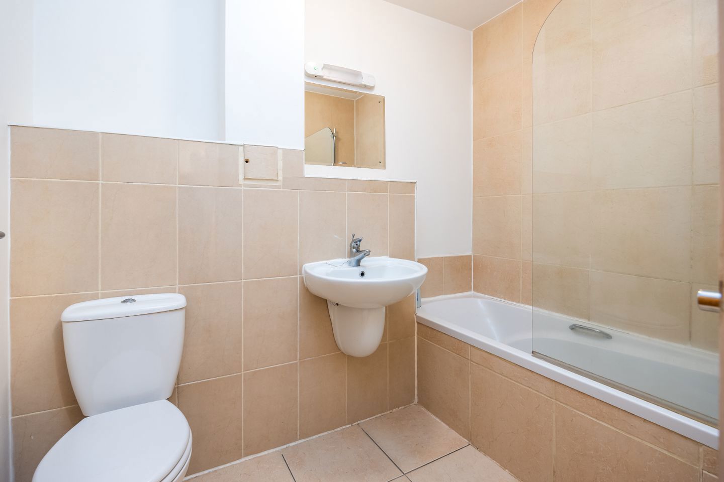 Apartment 2, The Atrium, The Steelworks, Dublin 1, D01C653 4