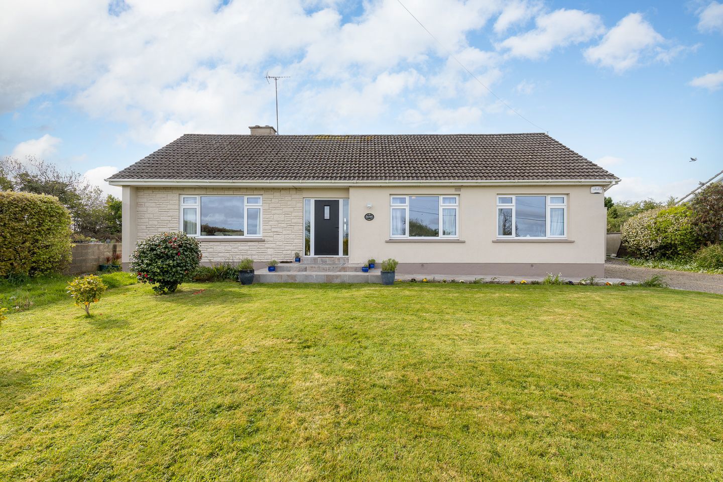 Hillview, Ballinglen, Gorey, Co. Wexford, Y25DH96 18