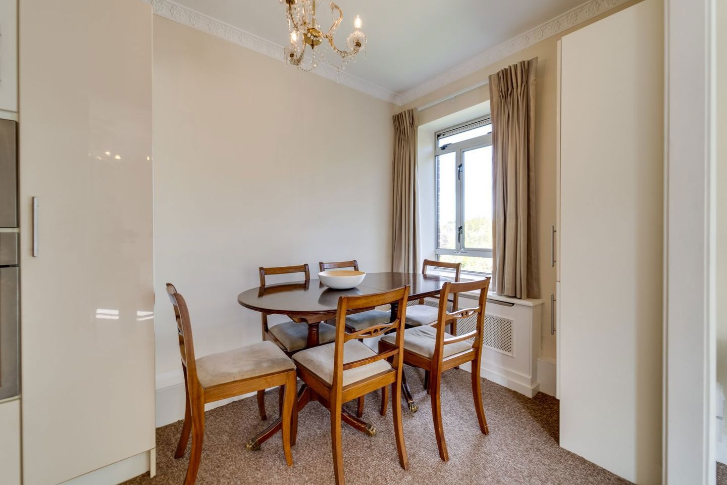 Apartment 18 , Clyde Court, Ballsbridge, Dublin 4, D04XR26 7