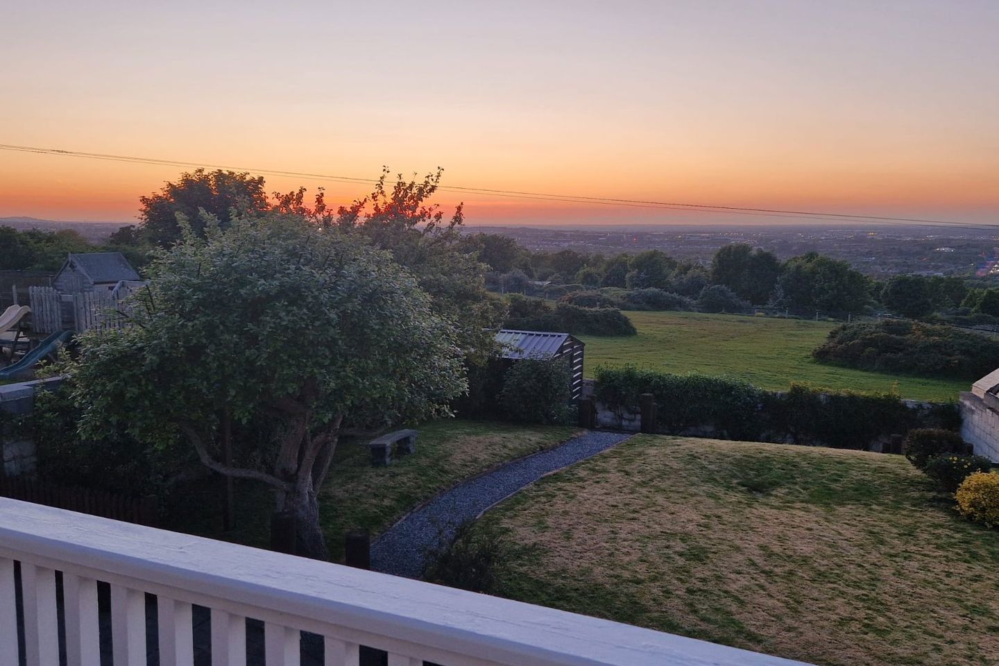 2 Woodtown Cottages, Rathfarnham, Dublin 16, D16W6X0