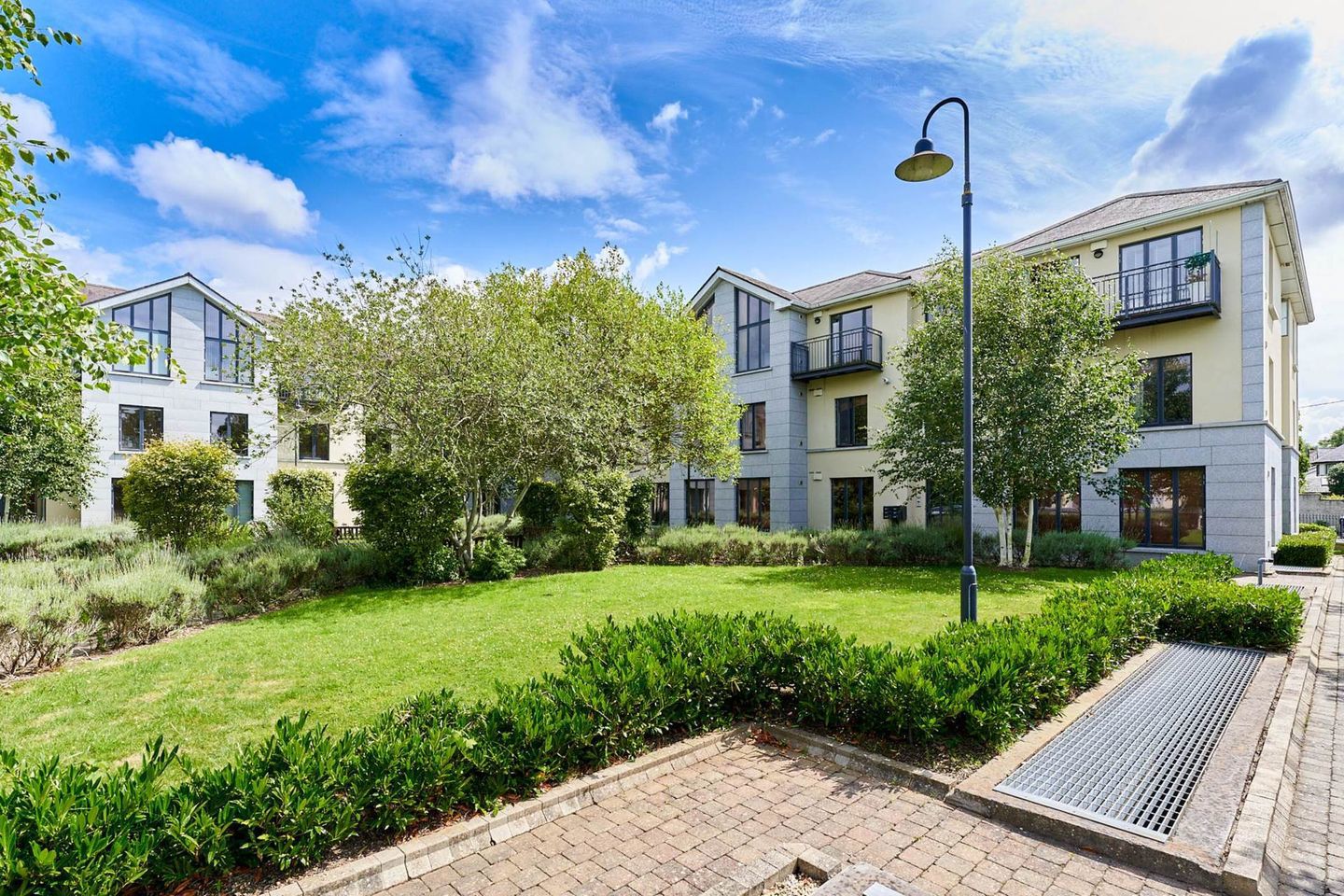 1 Fawn Lodge, Castleknock, Dublin 15 17