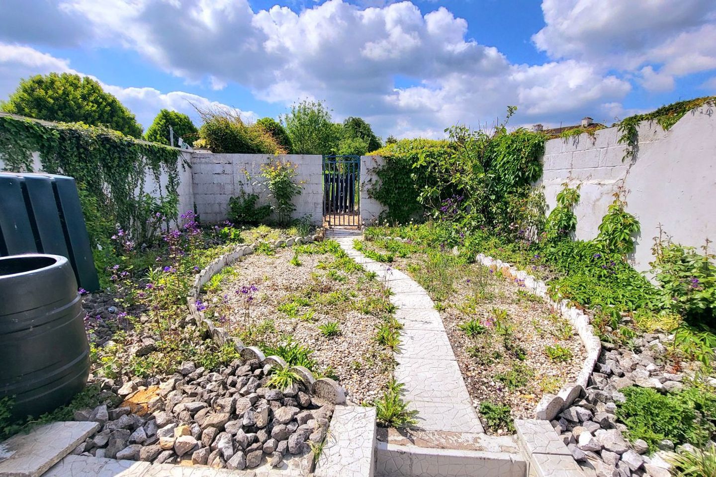11 Moorpark Street, Birr, Birr, Co. Offaly, R42R791 3