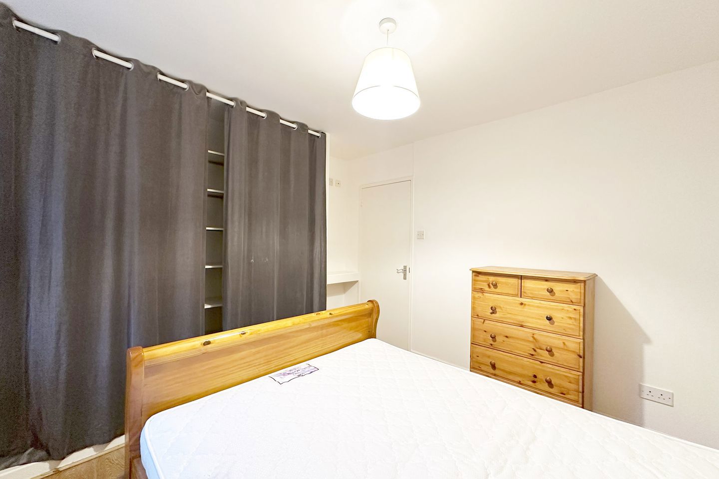 Apartment 4, The Laurels, Main Street, Rathfarnham, Dublin 14, D14XE78 8