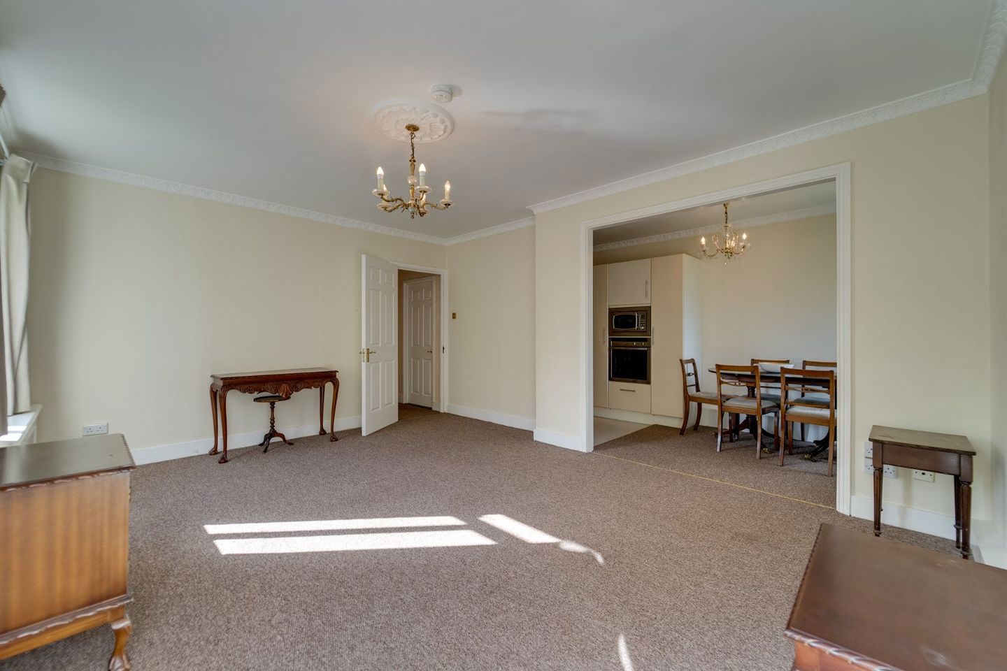 Apartment 18 , Clyde Court, Ballsbridge, Dublin 4, D04XR26 24