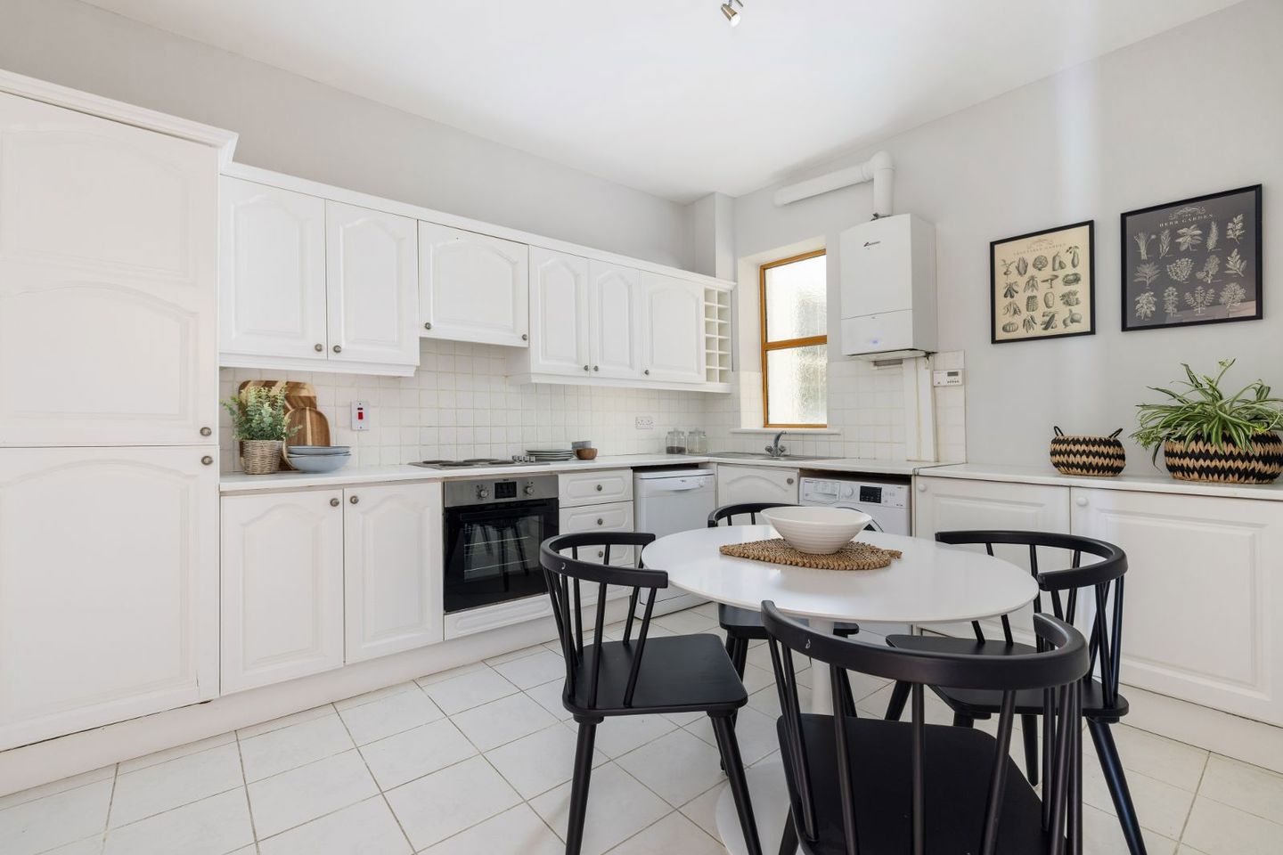 Apartment 3 , Westminster Hall, Foxrock, Dublin 18, D18HY40 2
