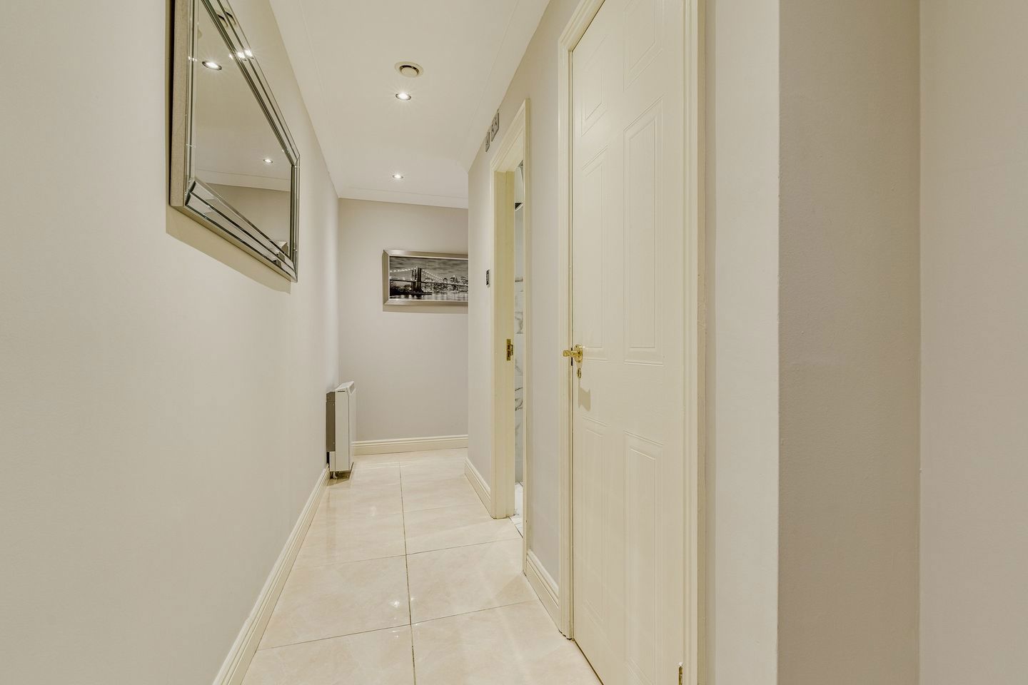 Apartment 25, Alexander Court, Dublin 2, D02WY23 13