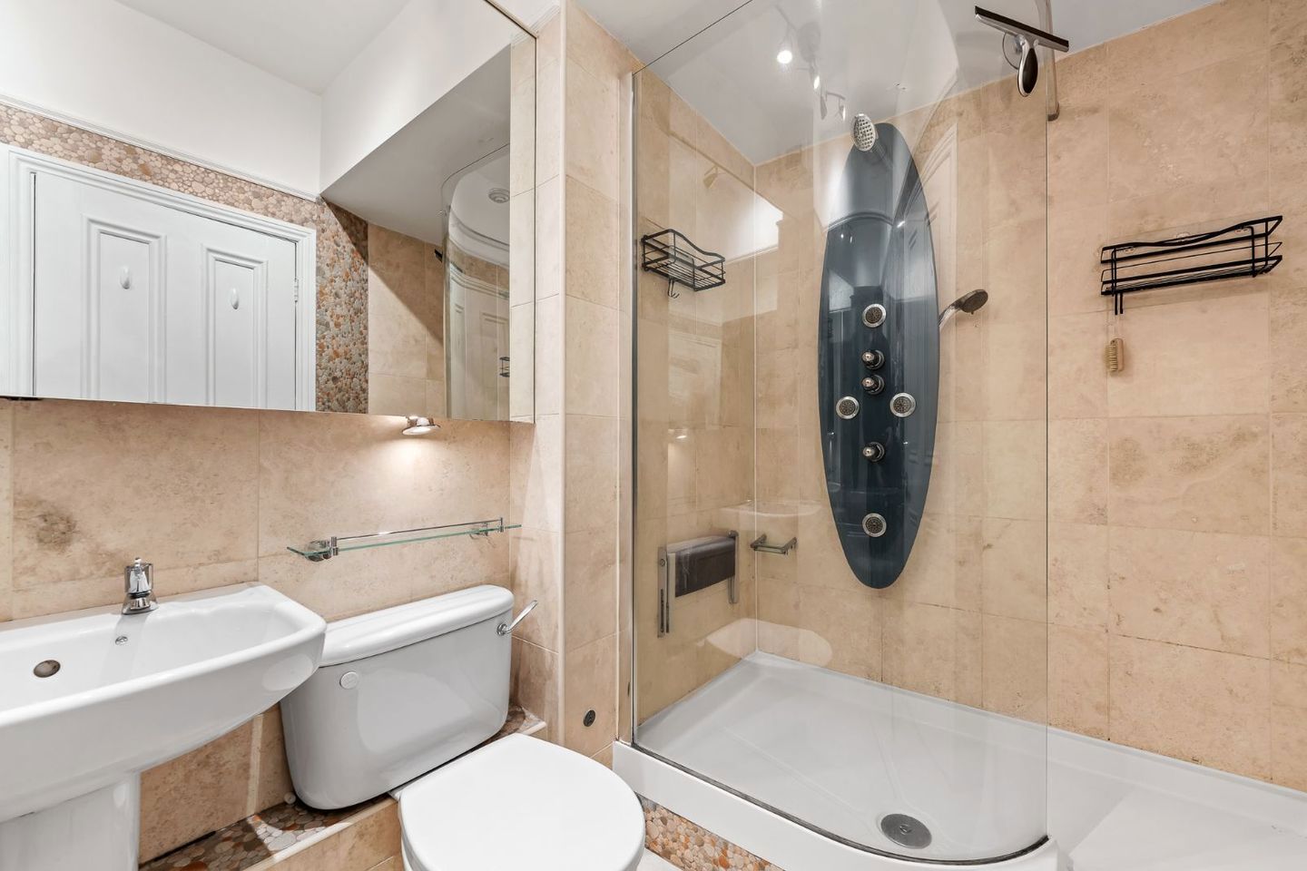 apartment no 2, 14 heytesbury steet, dublin 8 14