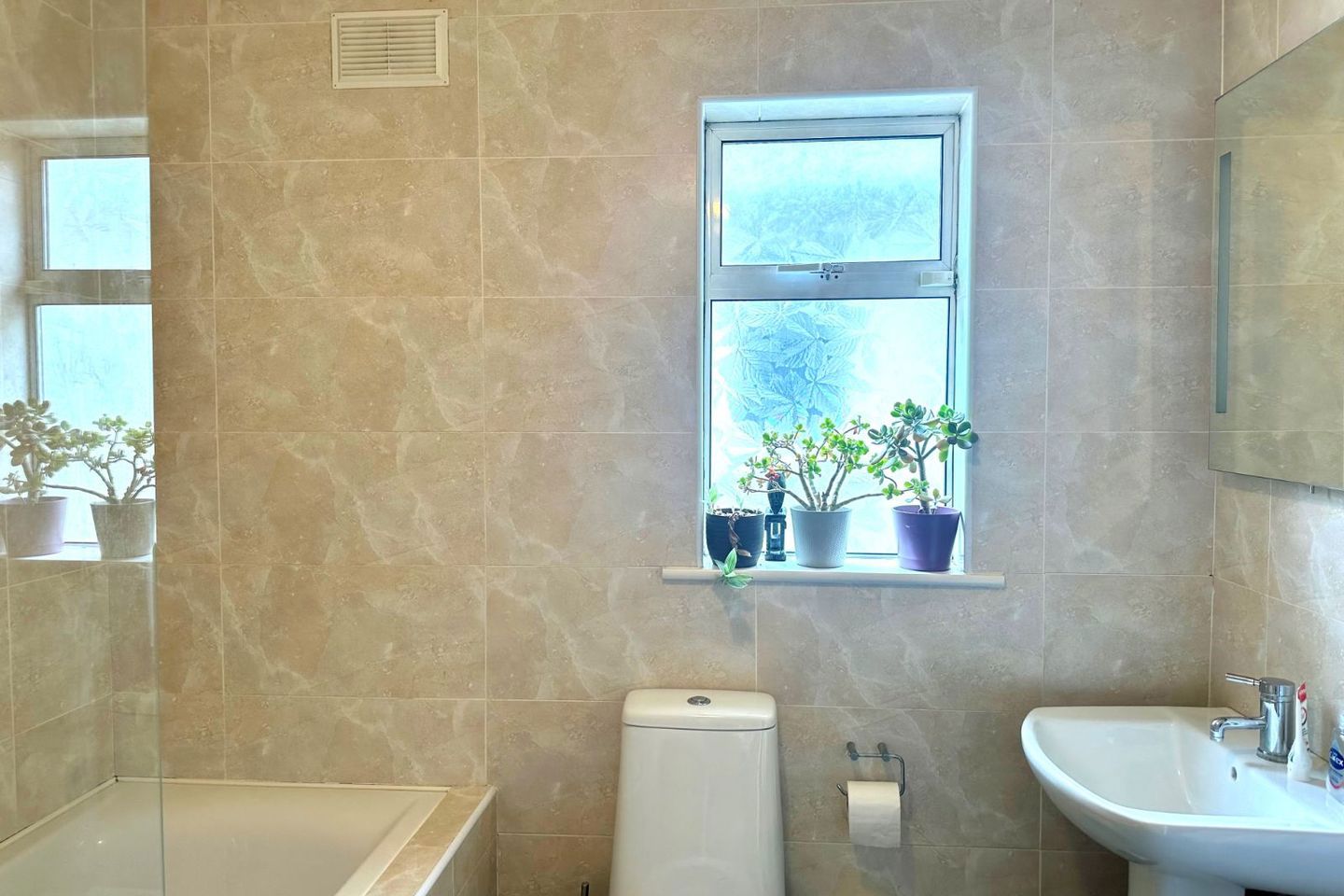 29 Weston Meadow, Lucan, Lucan, Co. Dublin, K78VH68 9