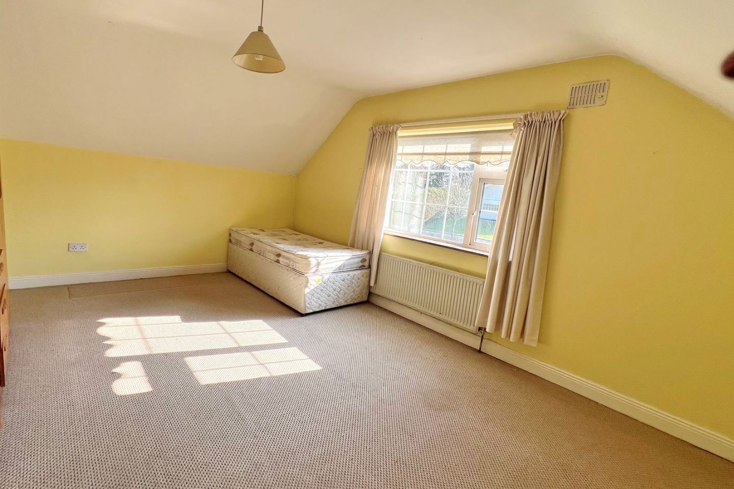 1 Golf View, Glack, Longford Town, Co. Longford, N39K1K6