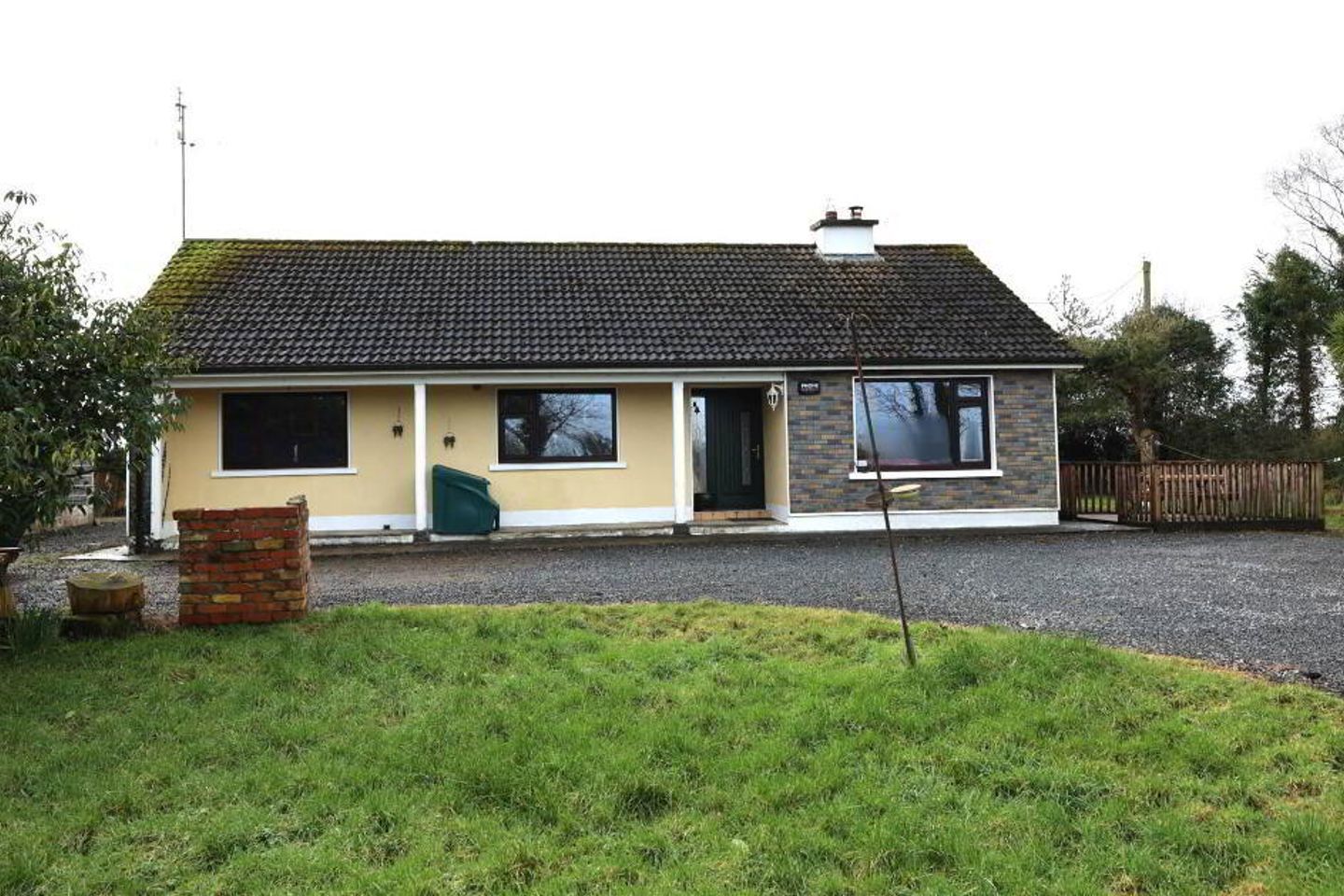 Ballycleary, Roscrea, Co. Tipperary, E53XW02