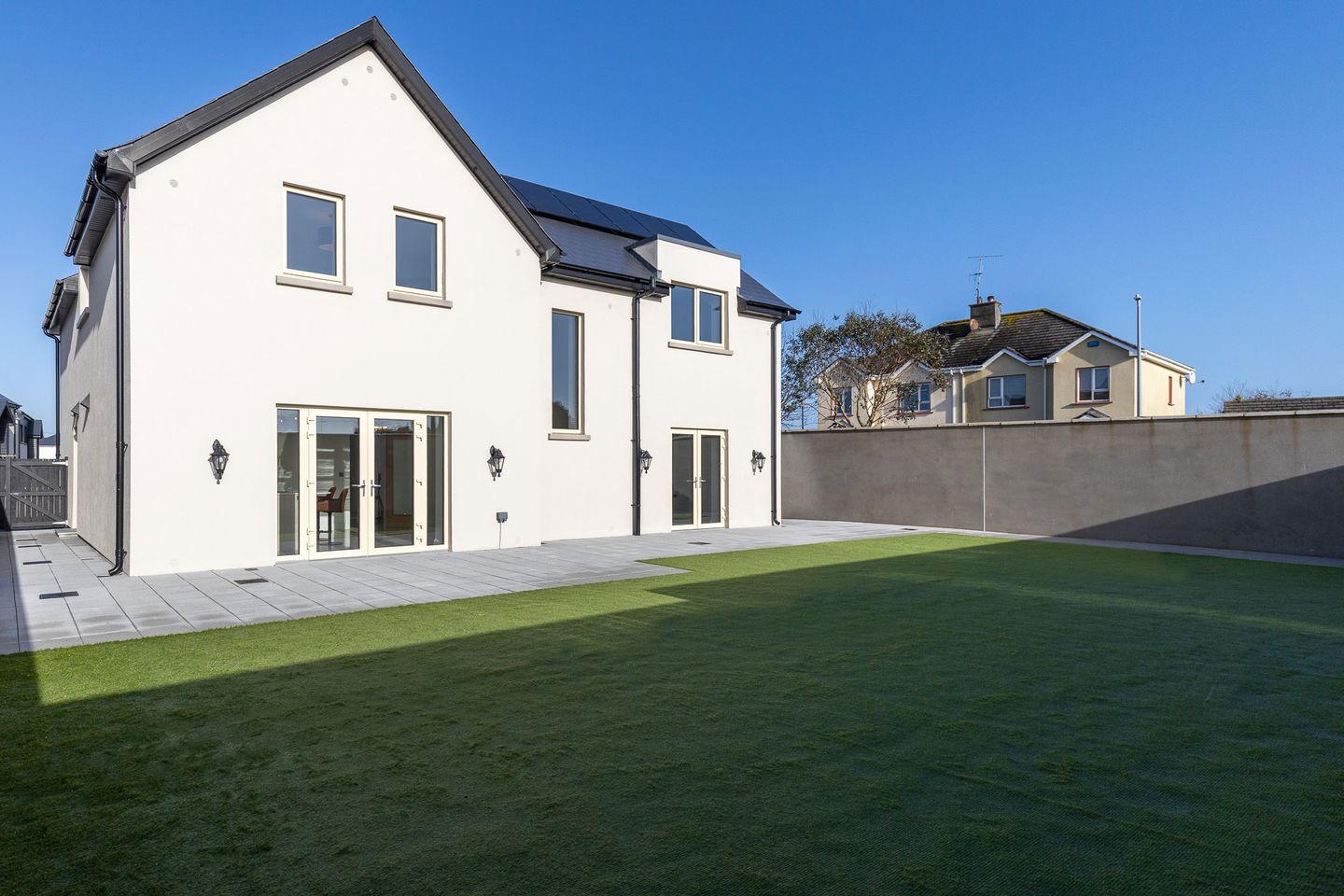 8 Grange Lough, Rosslare Strand, Co. Wexford, Y35ADF3 29