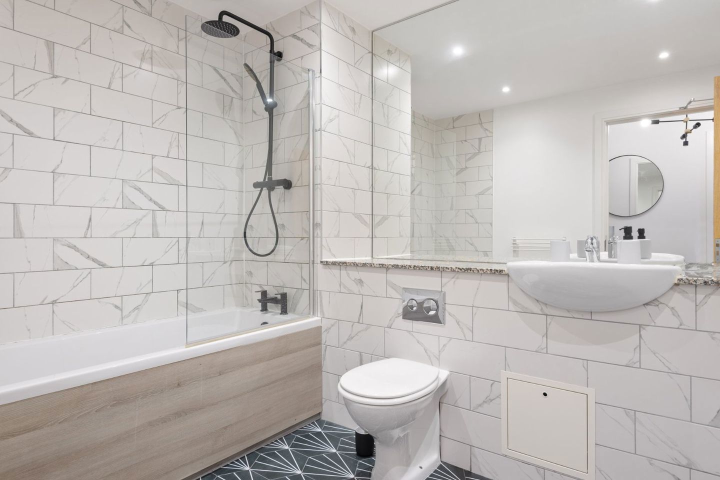 9 Ivory Building, Hanover Street East, Grand Canal, Dublin 2, D02AY16 16