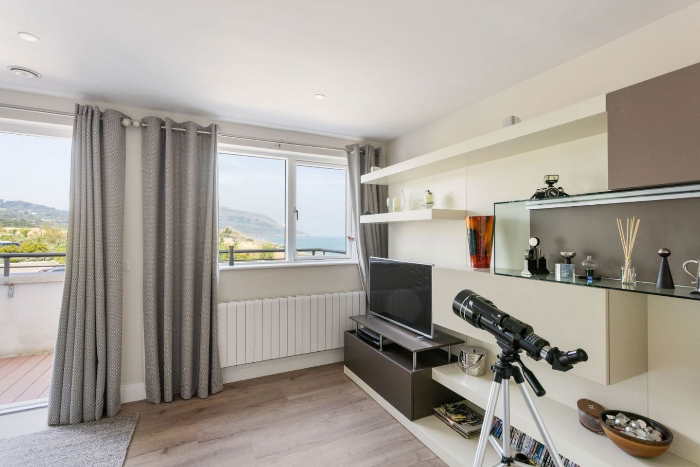 13 The Shore, Marina Village, Greystones, Co. Wicklow, A63Y290 38
