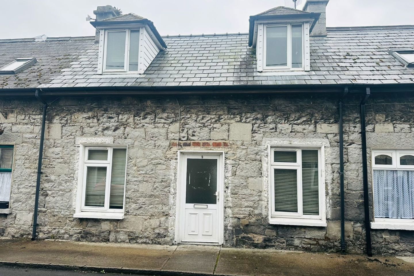 9 Woodview Terrace, Foynes, Foynes, Co. Limerick, V94KHC8 2