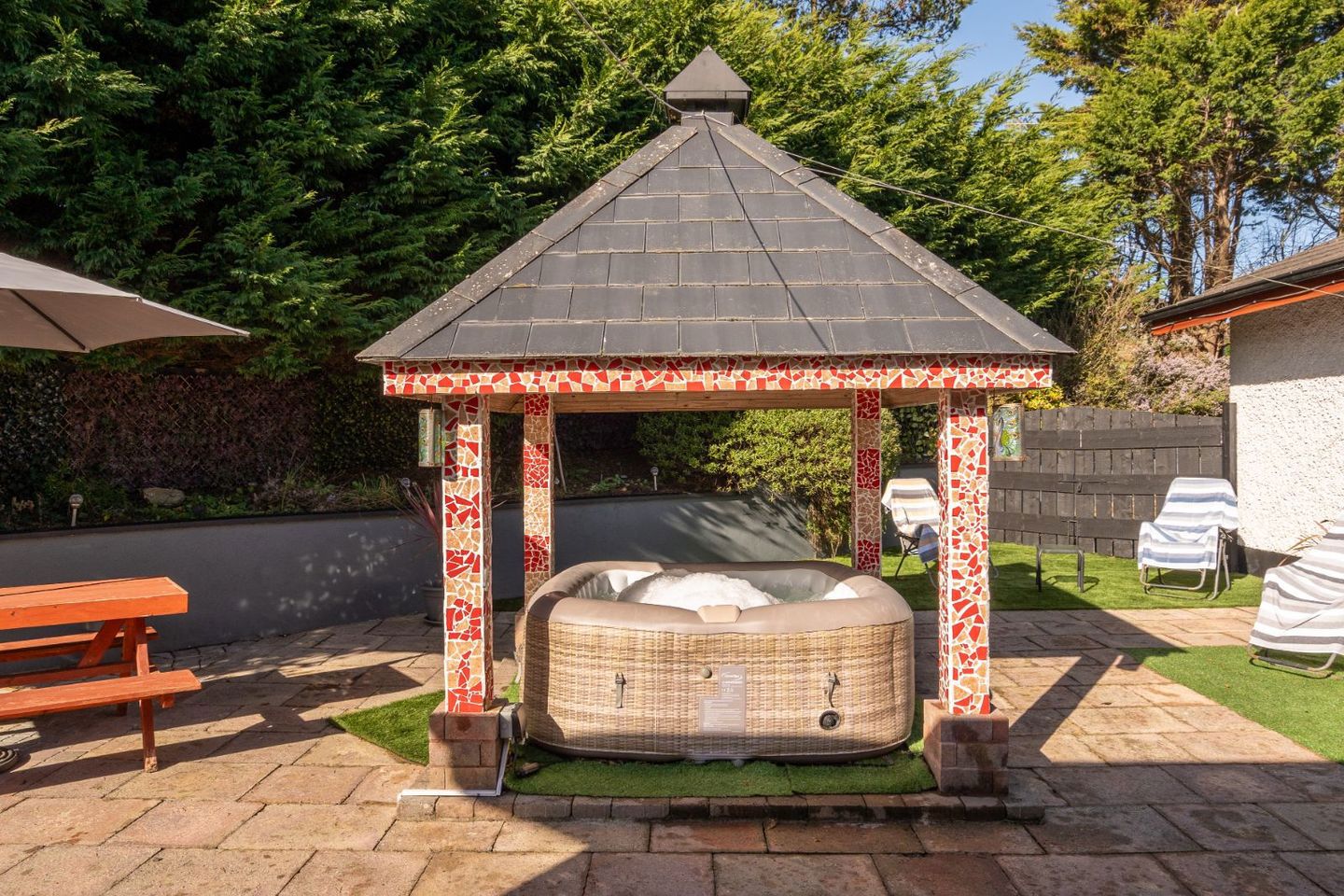 Hunter's Lodge, Old Waterford Road, Waterford City, Co. Waterford, X91X018