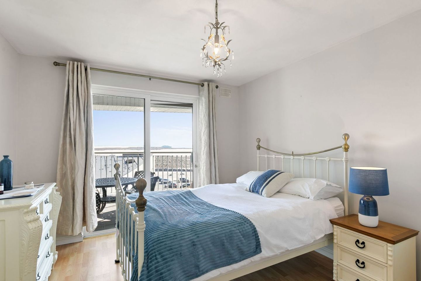 Apartment 4 , Maritimo, Quincentennial Drive, Salthill, Co. Galway, H91KFN7 6