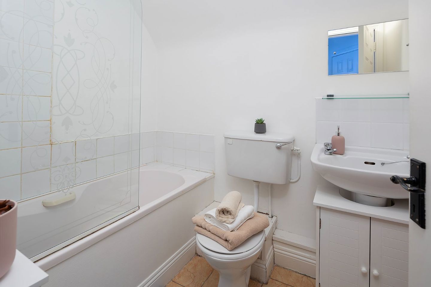 8 Wood Quay, Midleton, Co. Cork, P25V064