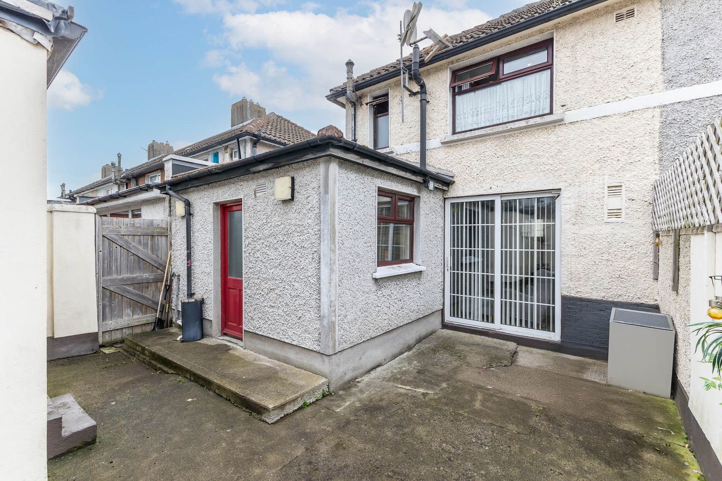 256 Larkhill Road, Whitehall, Whitehall, Dublin 9, D09WV32 11