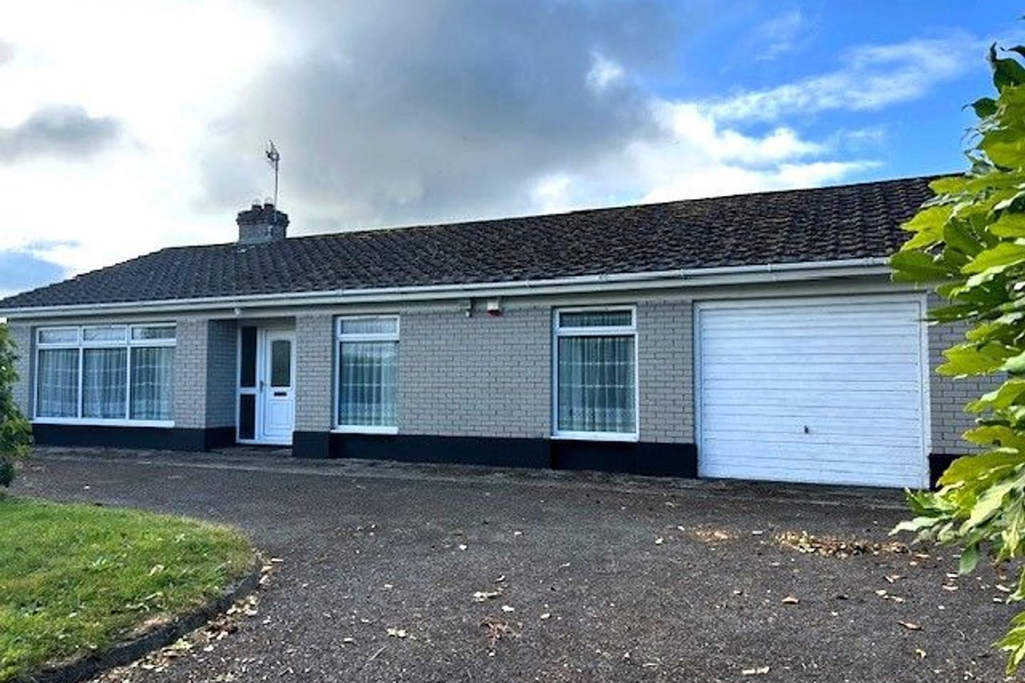 Bartres, Greenore Road, Carlingford, Carlingford, Co. Louth, A91YP92 3