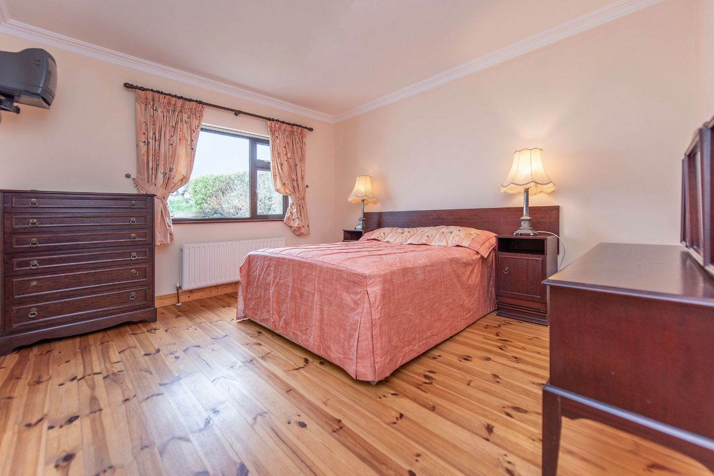 Bothar Bui, Carraroe, Galway, Co. Galway, H91X9WA