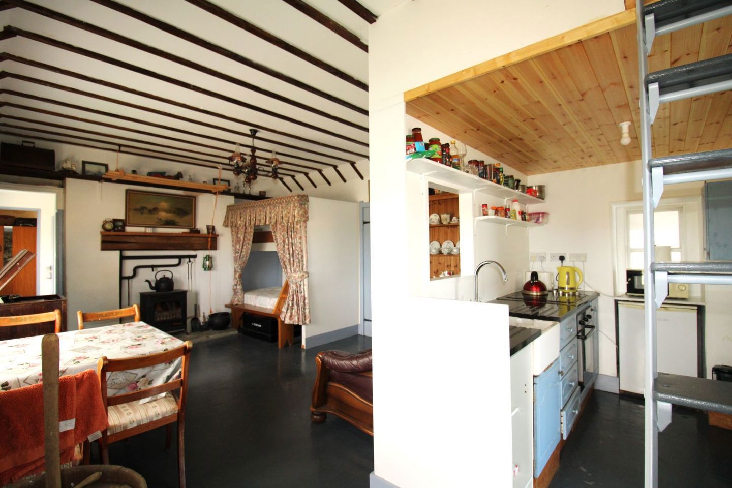 Doolough, Geesala, Ballina, Co. Mayo, F26TP48 26
