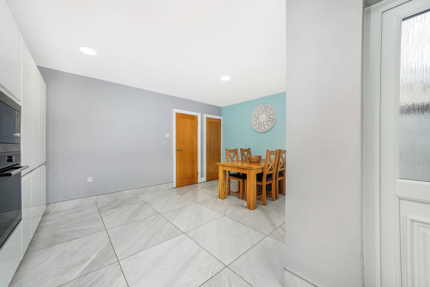 28 Woodford Grove, D22AH79, Clondalkin, Dublin 22 27
