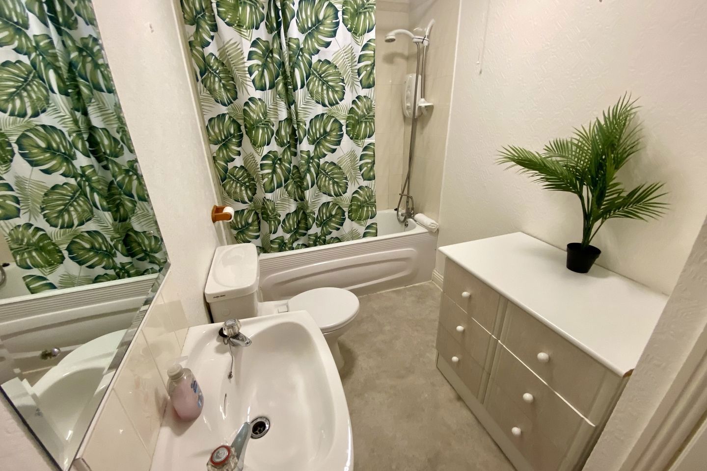 Apartment 8, Ruxton Court, Galway City, Co. Galway, H91XT96 7
