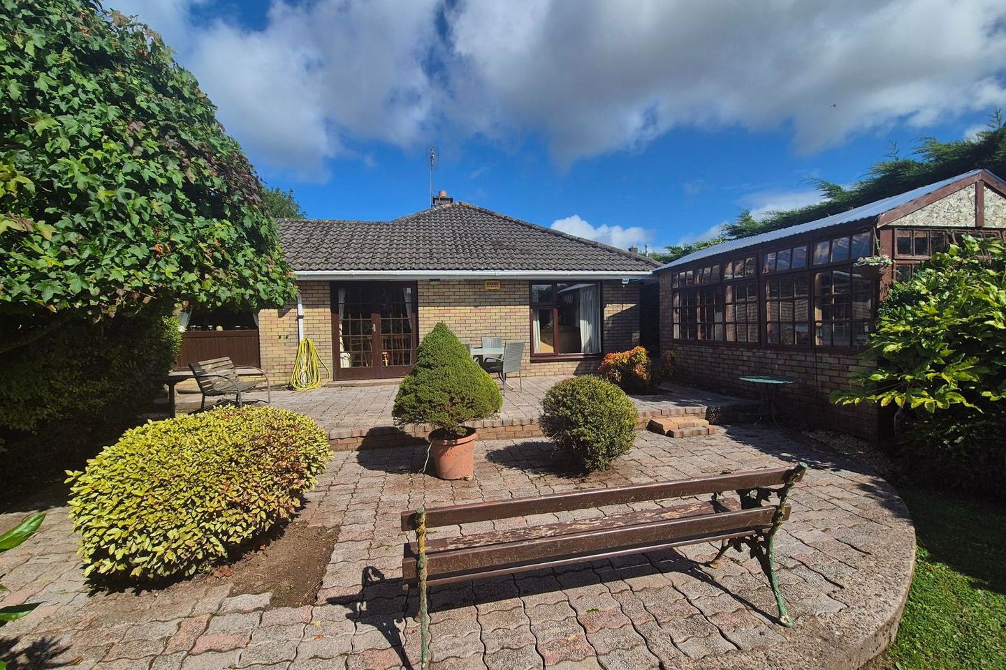 Cedar Crest, Raheen, Carrigrohane, Co. Cork, T12YX2X 35