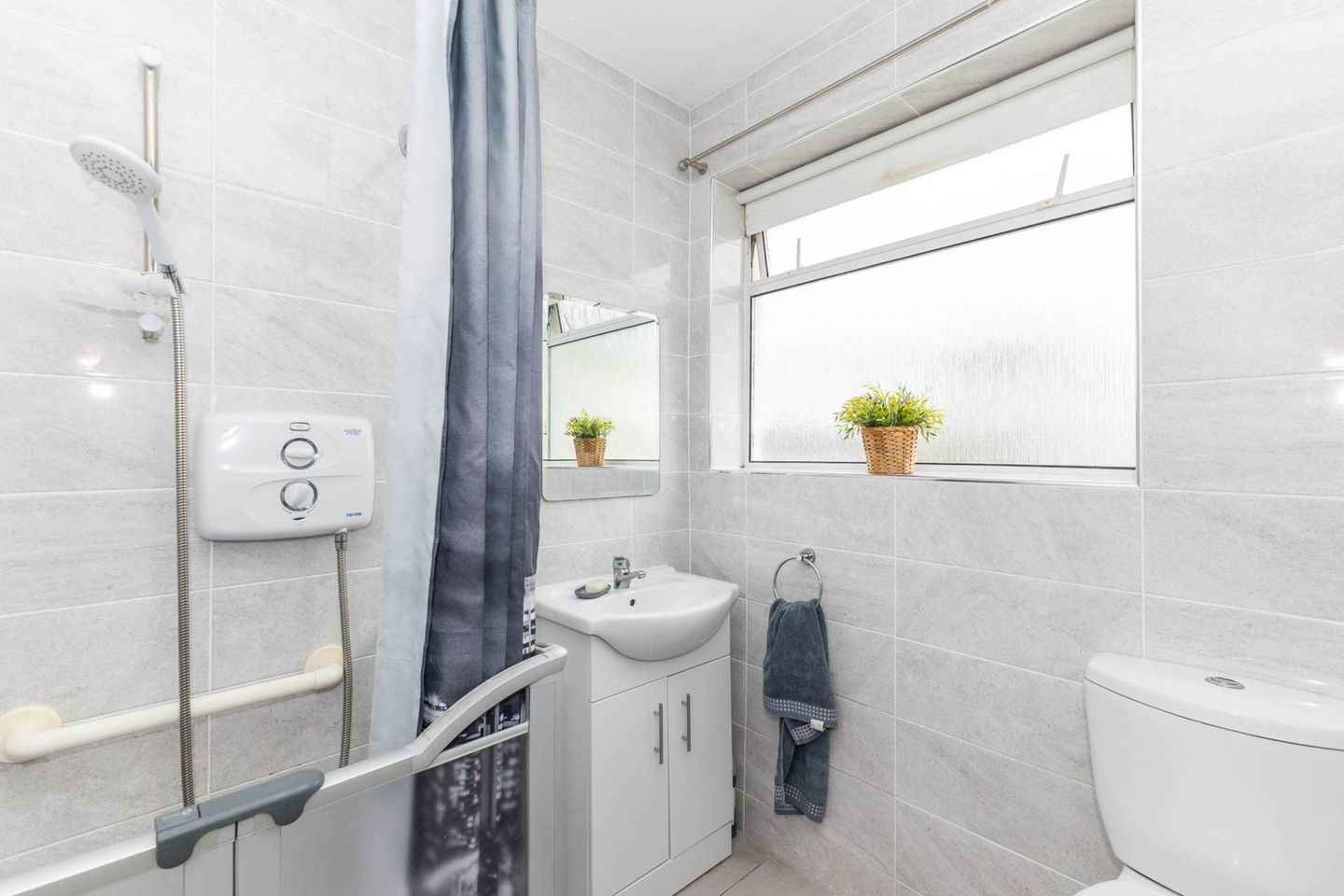 7 Carraroe Avenue, The Donahies, Donaghmede, Dublin 13 20
