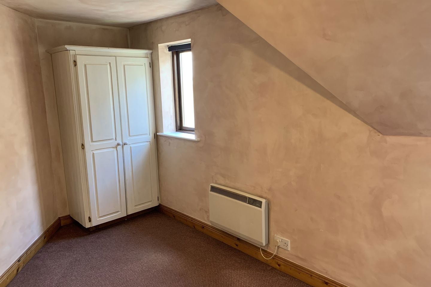 Emlagh, 1 Cooleen, Dingle, Co. Kerry, V92KD32 12